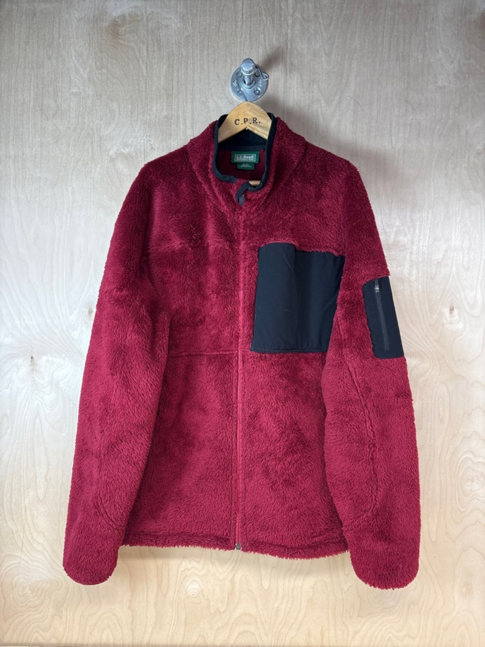 Vintage L.L. Bean Men's Burgundy Sherpa Jacket with Black Pocket